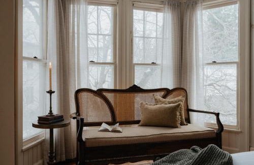 Hobart House | Book Village Inn - Entire Hotel