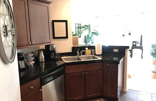 Surprise Condo | Book your desert getaway at this beautiful, light-filled condo