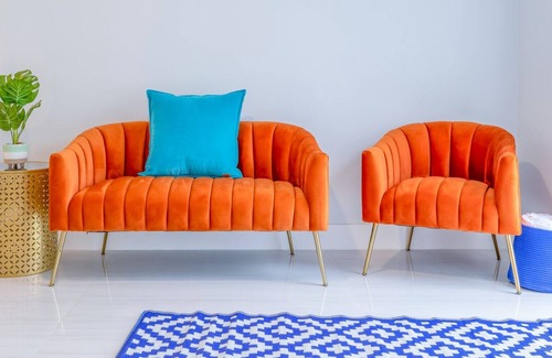 Margate House | Book Your Stay Now! Relax by the Pool, Enjoy BBQ
