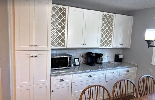 Henrico House | Booking Special-$500 Boat Rental, Lakefront, Family/Pet Friendly, Flat Lot