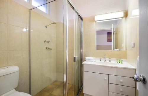 Lavington Hotel | Boomerang Hotel