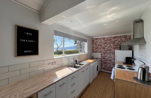 Alonnah House | Boomers Retreat, Alonnah, Bruny Island
