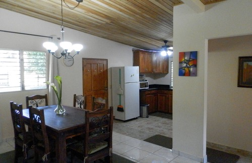 Boquete Apartment | Boquete Panama CV4 Large Open 3/2 Apartment Rivers Mountains Walk toTown Kitchen