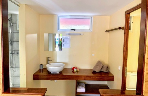 Bora Bora Bed & Breakfast | BORA – Holidays Superior Bedroom 1