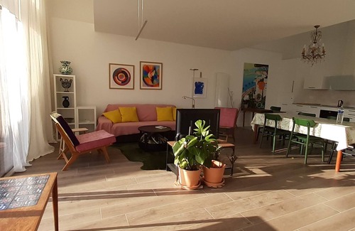 Gatteville-le-Phare House | Bord de Mer. Maison Contemporaine Avec Jardin au Coeur du Village de Barfleur