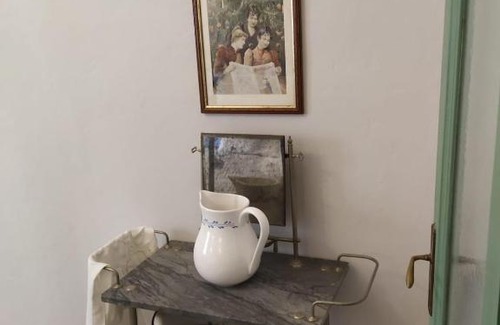 Lari House | Borgo Antico