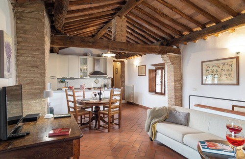 Simignano House | Borgo dei Fondi – Tuscan Oasis with Pool, Just Minutes from Siena