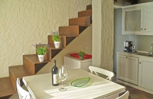 Colico Apartment | Borgo Erbiola Erica Rustico Holiday Apartment with Pool