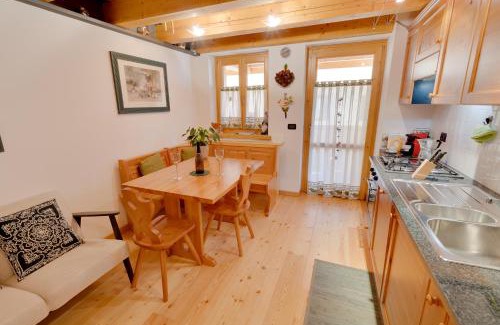 Forni di Sopra Apartment | Borgo Nuovo Deluxe con garage box