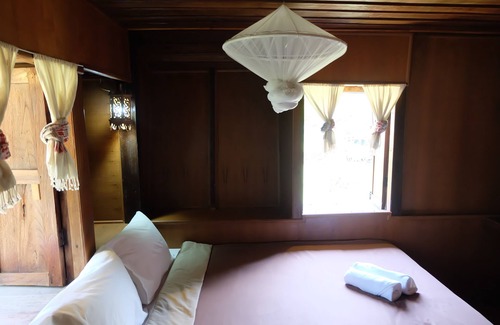 Tha Sut Hotel | Bortong Thailue Resort