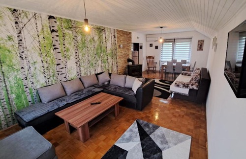Hadzici Villa | Bosnian Villa