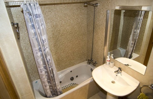 Prats Apartment | Bosquet, El Forn