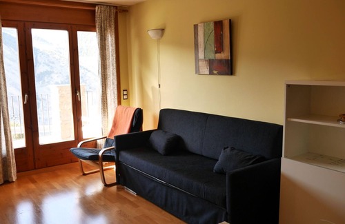 Prats Apartment | Bosquet, El Forn