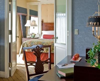 Waterfront Hotel | Boston Harbor Hotel
