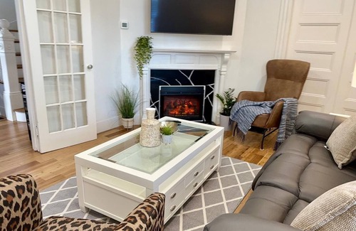 Allston House | Boston Hospitality Homes, Harvard