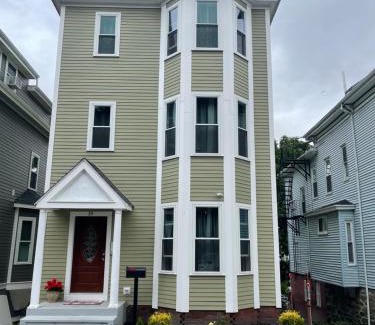 Dudley - Brunswick King Apartment | Boston Luxury 3 bedroom Private Condo