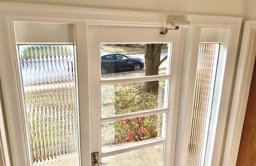 Westwood Apartment | 🌿 Botanical Beautiful 🌿 Pet Friendly; For Long Term Stays