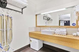 Hamilton Hotel | Botanical Hamilton