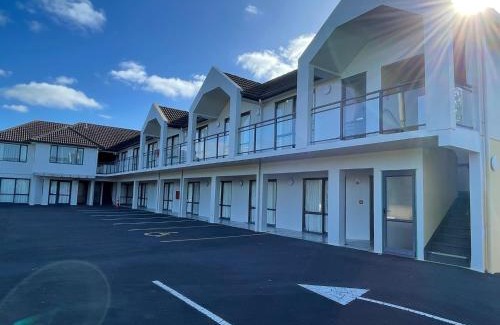 East Tamaki Hotel | Botany Palms Motel