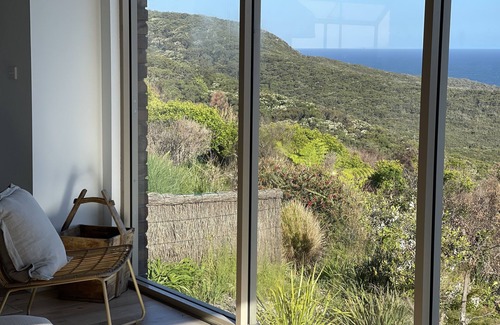 Killcare Heights House | Bouddi Ocean View Hideaway, 3 bedrooms