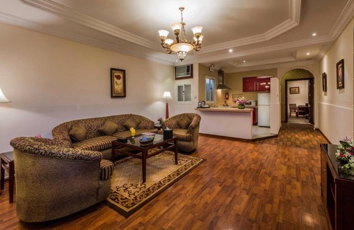 King Abdul Aziz Road Apartment | Boudl Heraa
