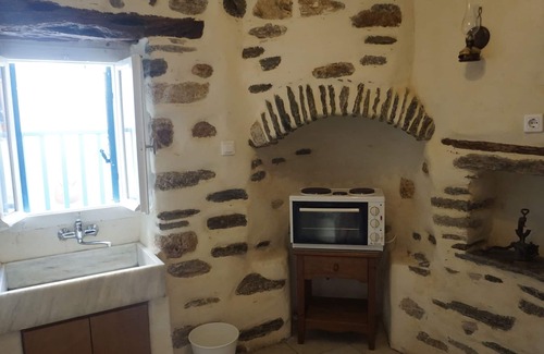 Ano Siros House | Βougainvillea House