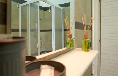 Triparni Bed & Breakfast | Bouganville House - casa vacanze