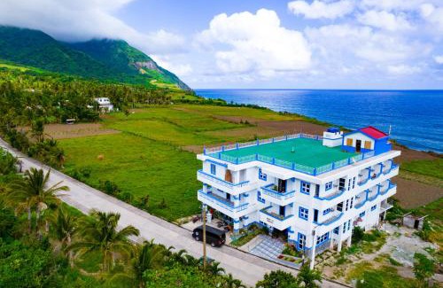 Basco Hotel | Boulder-Bay Residences