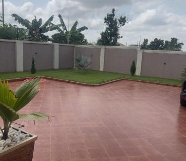 Kubease Apartment | Boulevard Court