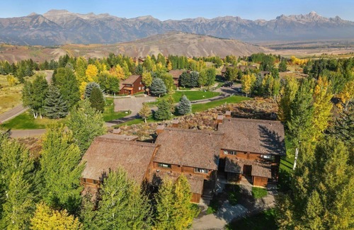 Spring Creek Ranch House | Boundary JH - Harvest Dance Townhome Jackson, WY