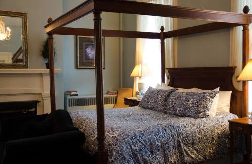 Bardstown Bed & Breakfast | Bourbon Manor Bed & Breakfast Inn