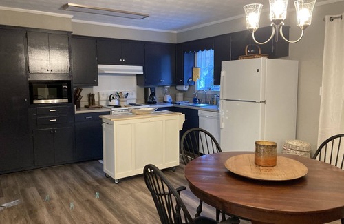 Scobey House | Bourgeois Residence in a Country Setting