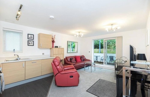 Southbourne Apartment | Bournecoast: Modern apartment with decked area/parking near sandy beach - FM3590