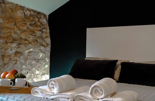 Villargordo del Cabriel Hotel | Boutique Hotel in Serene Wine Region of Valencia, spain