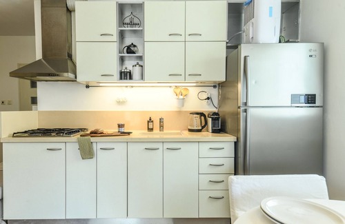 Tel Aviv City Center Apartment | Boutique 1BR Apt with parking