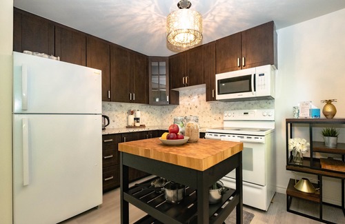 Brechin Cottage | Boutique 3-Bedroom Cottage w/Water Access & HotTub