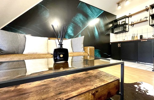 Bruhl-Beurbarung Apartment | Boutique Apartment Petite Belle