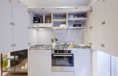 Rugby Apartment | Boutique Apartment - City Centre - Free Parking