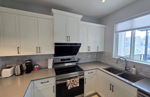 Willoughby House | Boutique Bliss Brand New 4 bedrooms House