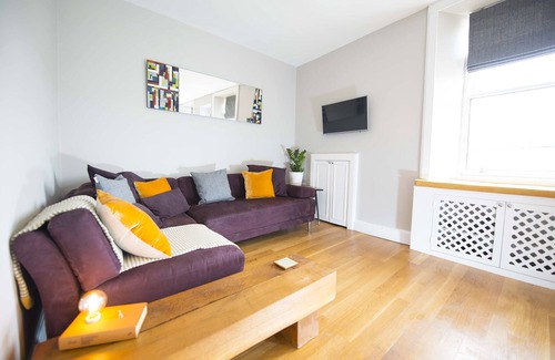 New Town Apartment | Boutique City Centre One Bed Apartment