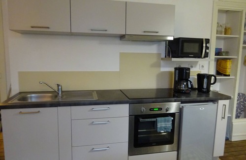 Colombier - Champ de Mars Apartment | Boutique downtown apartment near train station