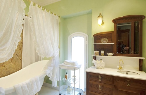 La Garriga Hotel | Boutique Hotel Edelweiss La Garriga