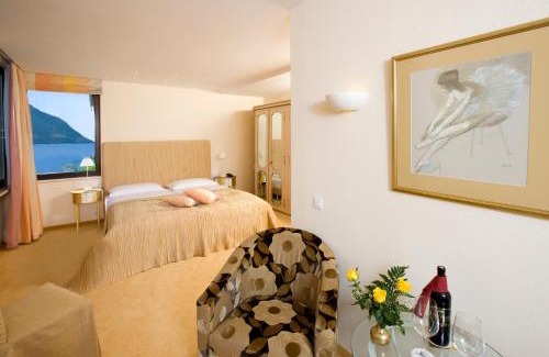 Porto Ronco Hotel | Boutique Hotel La Rocca