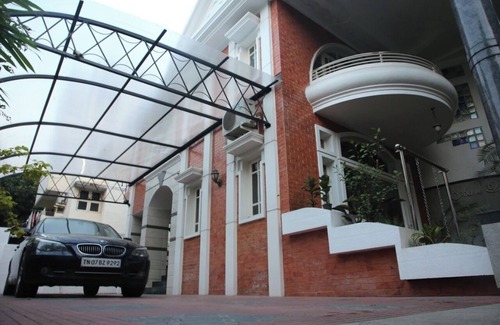 Chennai House | BOUTIQUE LUXURY BUNGLOW