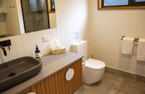 Yaouk House | Boutique Snowy Mountains Getaway - Relax | Reconnect | Recharge