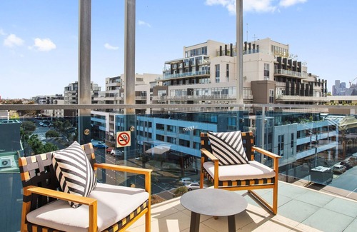 Port Melbourne Apartment | BOUTIQUE STAYS - Zinc Views 501