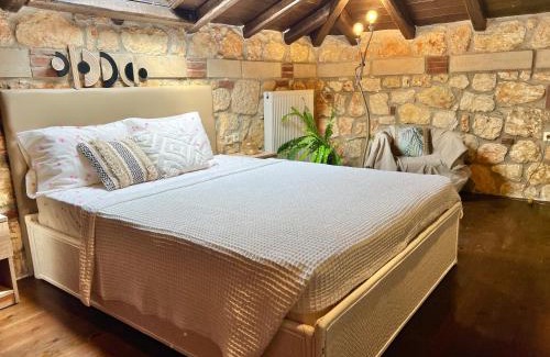 Metamorfosi House | Boutique Stone Houses