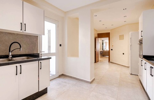 Casablanca City Center Apartment | Bouzoubaa Vacation Homes Appt 3 Chambres Casa Breakfast Included