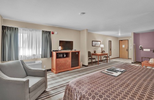 Bowman Hotel | Bowman Lodge & Convention Center
