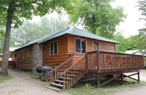 Deer River Cabin | Bowstring Shores Resort - Deer River, MN